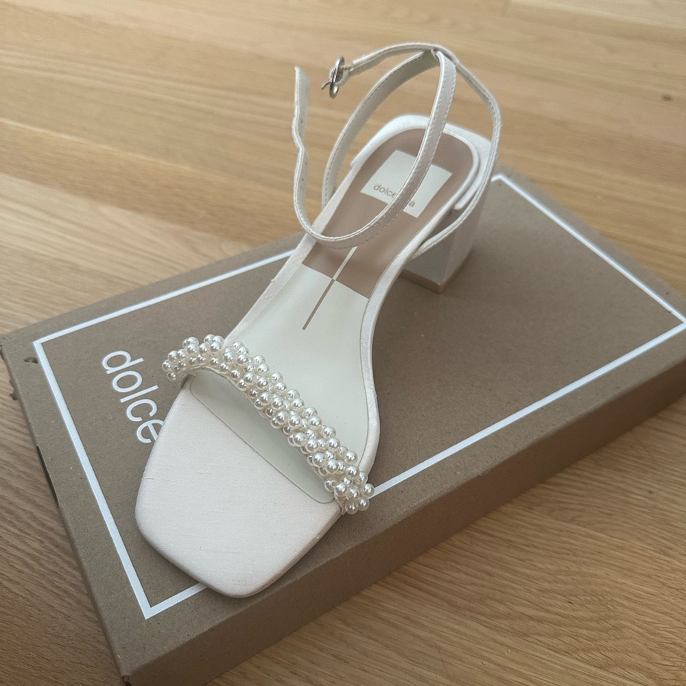 Brand new Dolce Vita Zalima Heels. Vanilla Pearls size 5.5